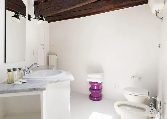 Casa Garibaldi, A Burghesius Apartment *