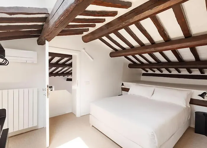 Apartment Casa Garibaldi, A Burghesius
